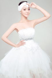 婚戀新風(fēng)尚 紅線婚戀交友總部官方微博引領(lǐng)專業(yè)婚介服務(wù)